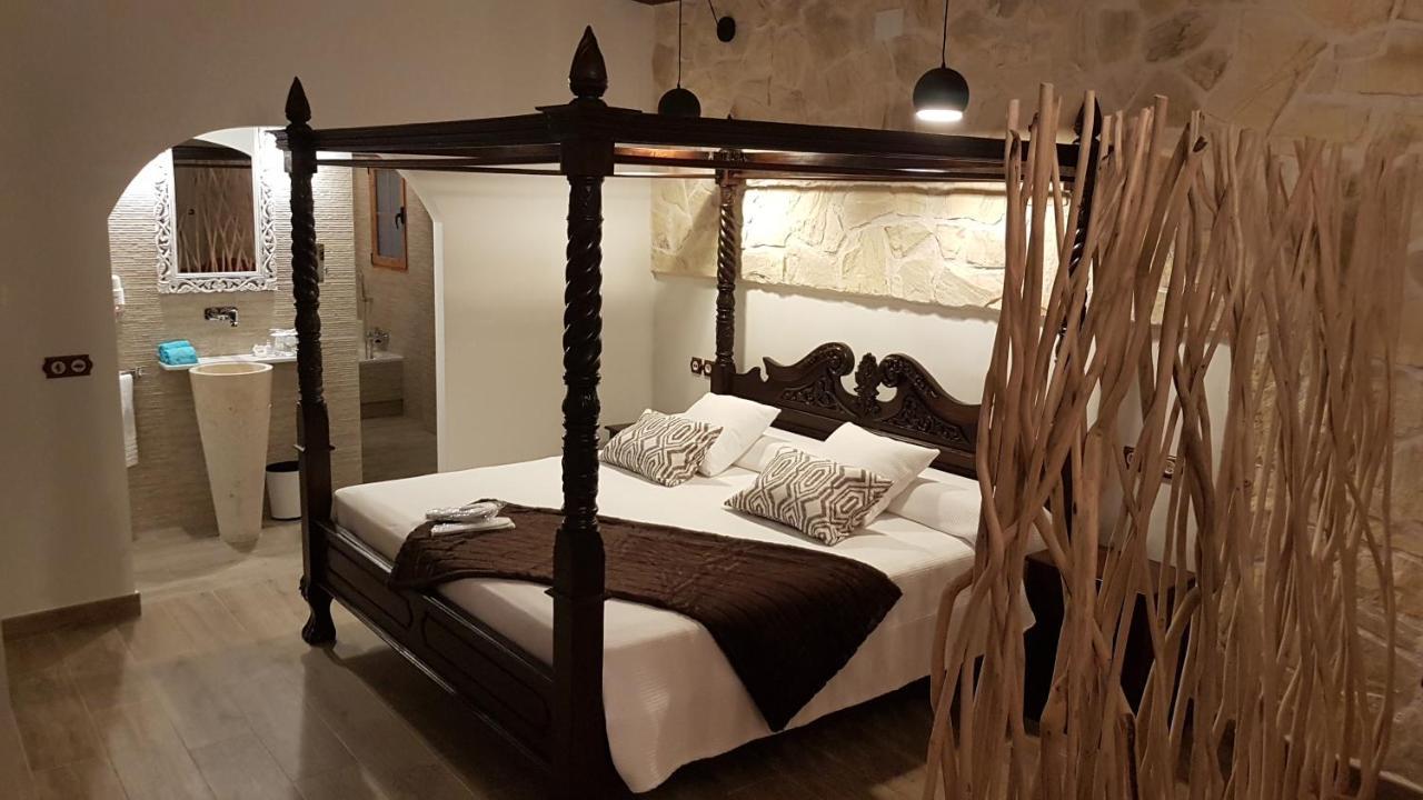 Artmonia Hotel Castalla Buitenkant foto