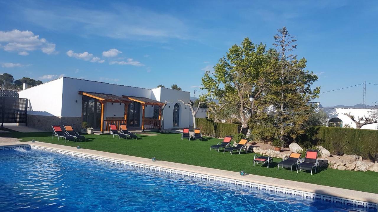 Artmonia Hotel Castalla Buitenkant foto