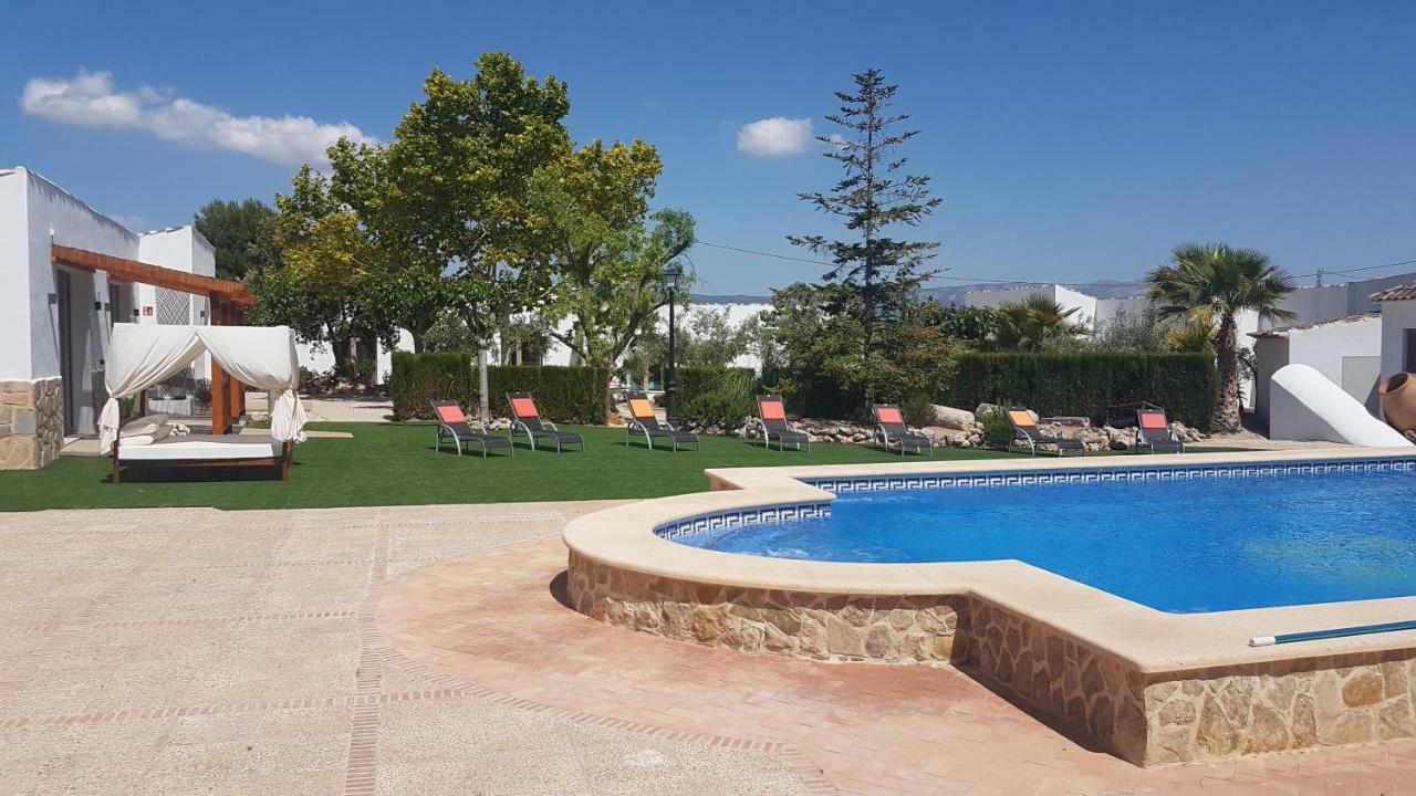 Artmonia Hotel Castalla Buitenkant foto